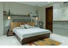 What unique design elements do interior architects in Delhi incorporate to reflect the city's cultur