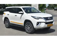 Luxury Car and Van Rental Company in Delhi NCR – India