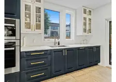 Best Cabinet Refacing in Foothill Farmss